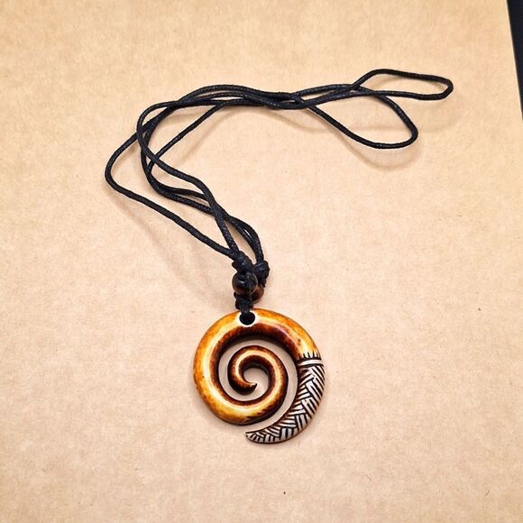Spiral Koru Necklace Maori Tribal Necklace for Men Women,Adjustable - Picture 3 of 4